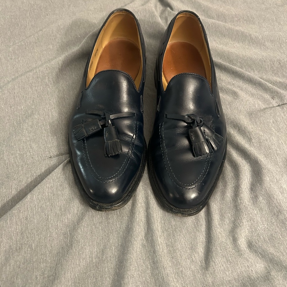 RARE Allen Edmond “Grayson” Navy Blue Loafers Size 8.5D